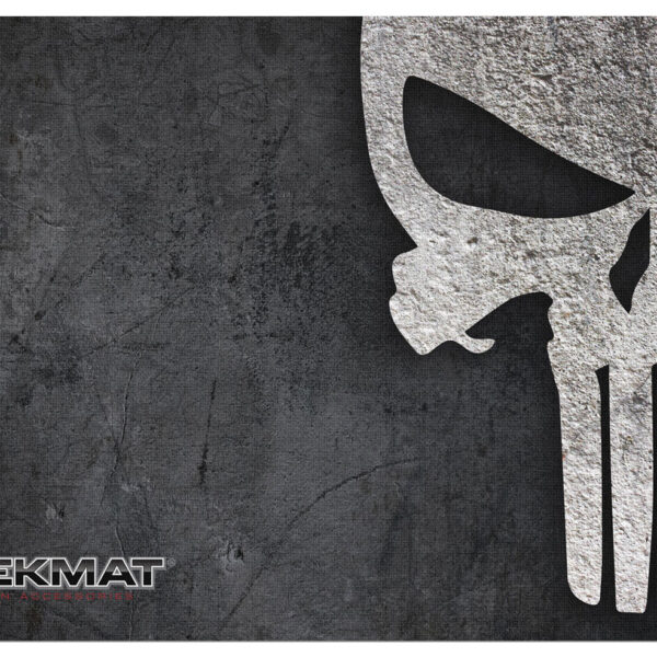 TekMat TEKR17PUNISHER Punisher Grunge Cleaning Mat Black/White Rubber 11″x17″ Punisher Skull
